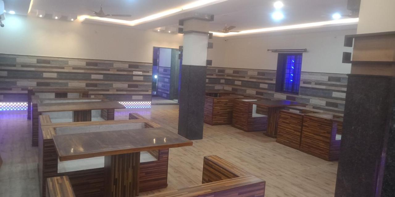 M G Residency Hotel Chikmagalūr Екстериор снимка