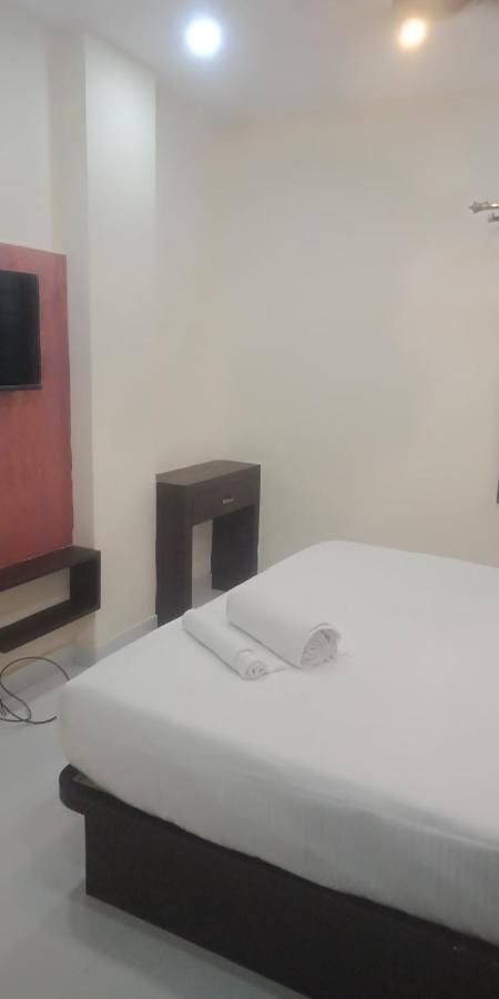 M G Residency Hotel Chikmagalūr Екстериор снимка