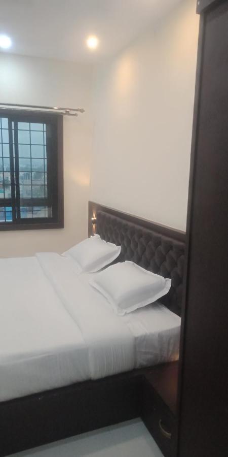 M G Residency Hotel Chikmagalūr Екстериор снимка