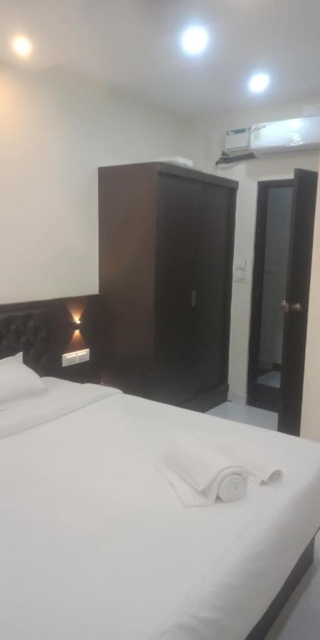 M G Residency Hotel Chikmagalūr Екстериор снимка