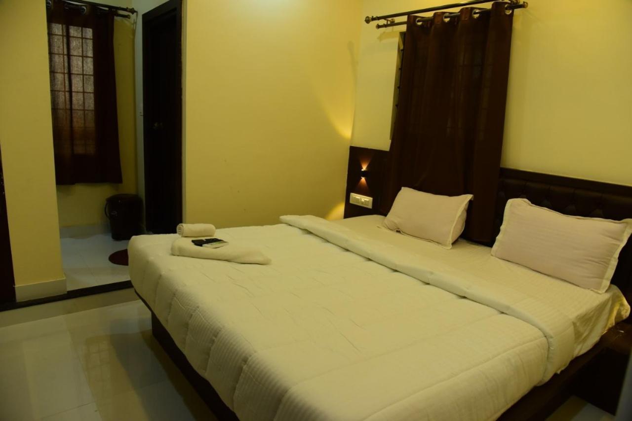 M G Residency Hotel Chikmagalūr Екстериор снимка