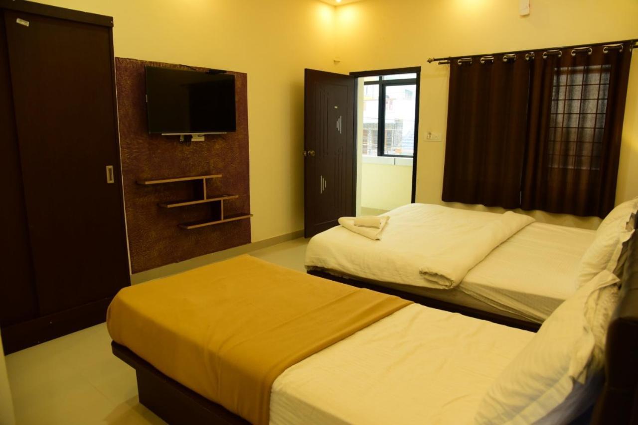 M G Residency Hotel Chikmagalūr Екстериор снимка
